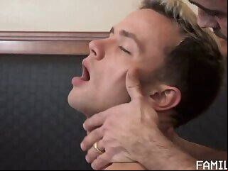 daddy bareback  twinks